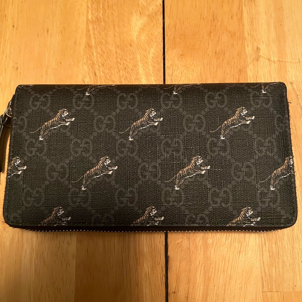 Authentic Gucci Wallet